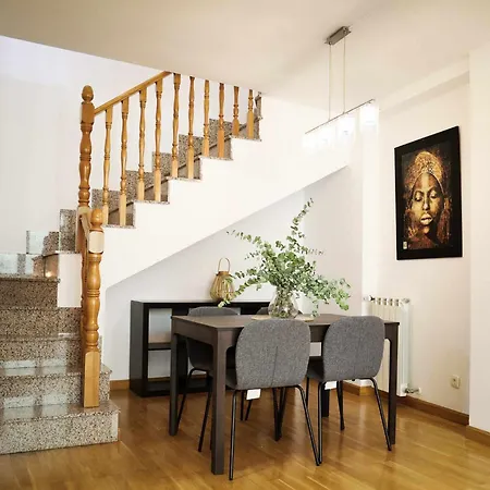 Apartamento 33 Pasos Catedral 2 *